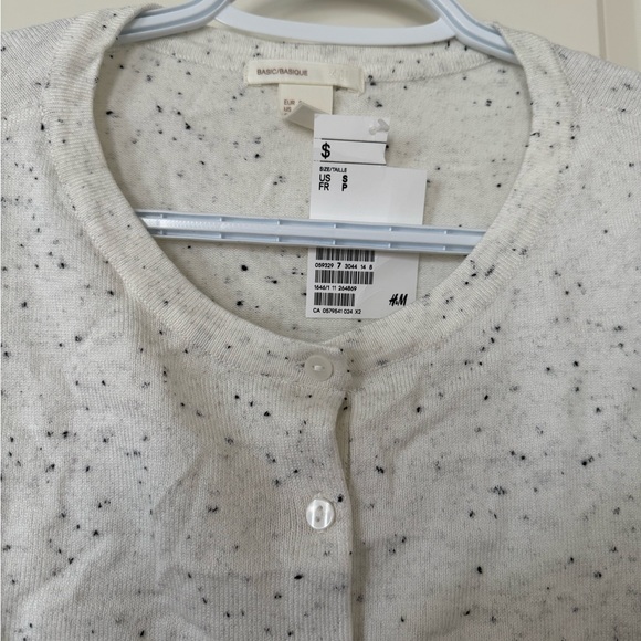 H&M Cardigan - Picture 3 of 3